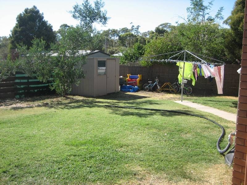 17 Billola Court, Eaglehawk VIC 3556