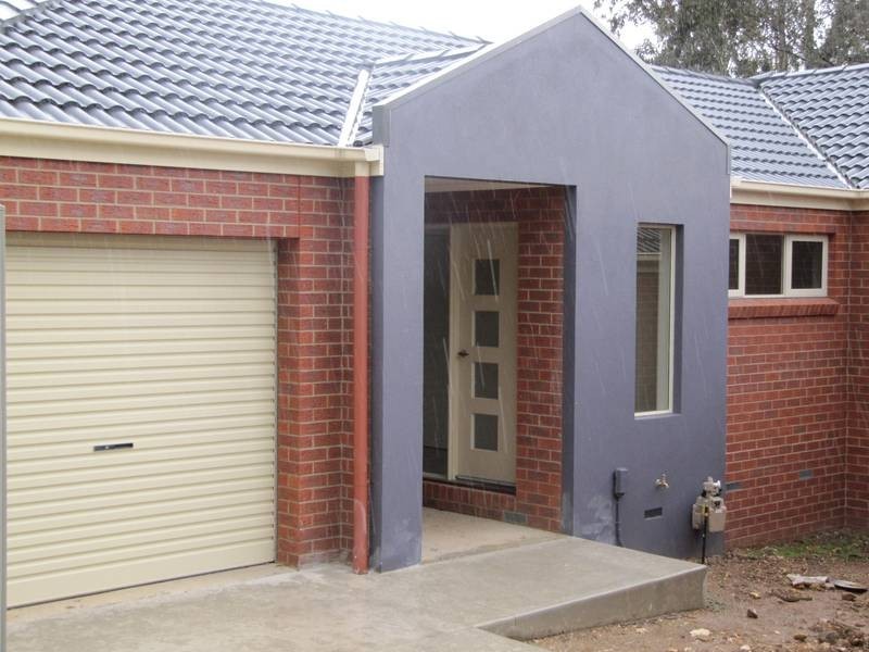 2/413 Napier Street, White Hills VIC 3550