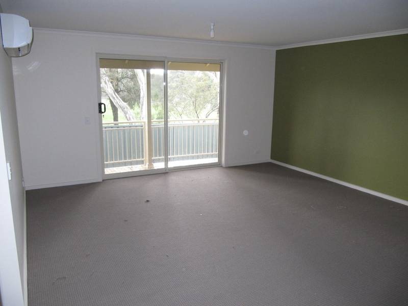 2/413 Napier Street, White Hills VIC 3550