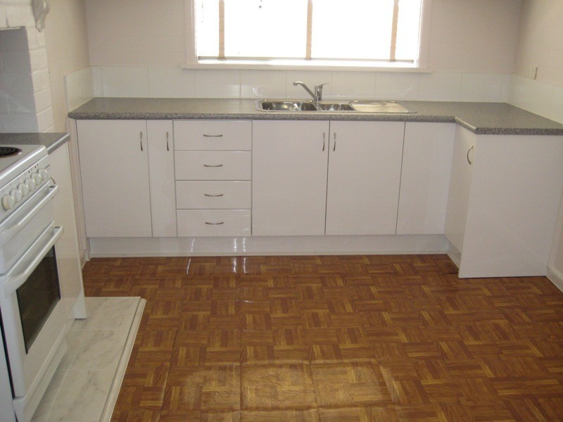 10 Elm Street, Golden Square VIC 3555