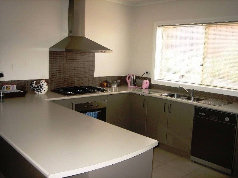 2/66 Lilac Street, Bendigo VIC 3550