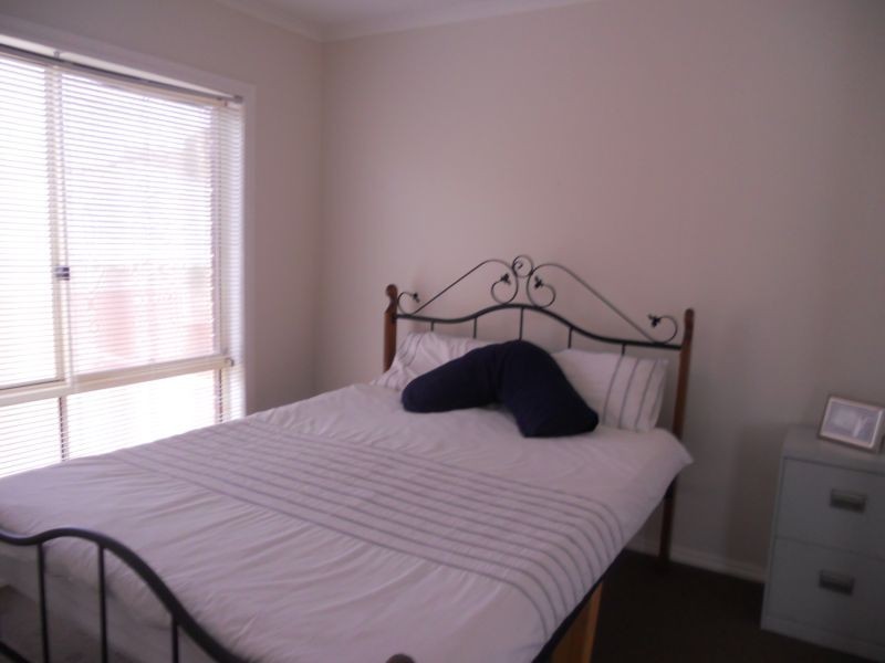 2/66 Lilac Street, Bendigo VIC 3550