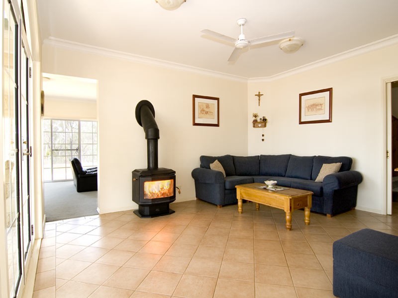 127 Axe Creek Road, Strathfieldsaye VIC 3551