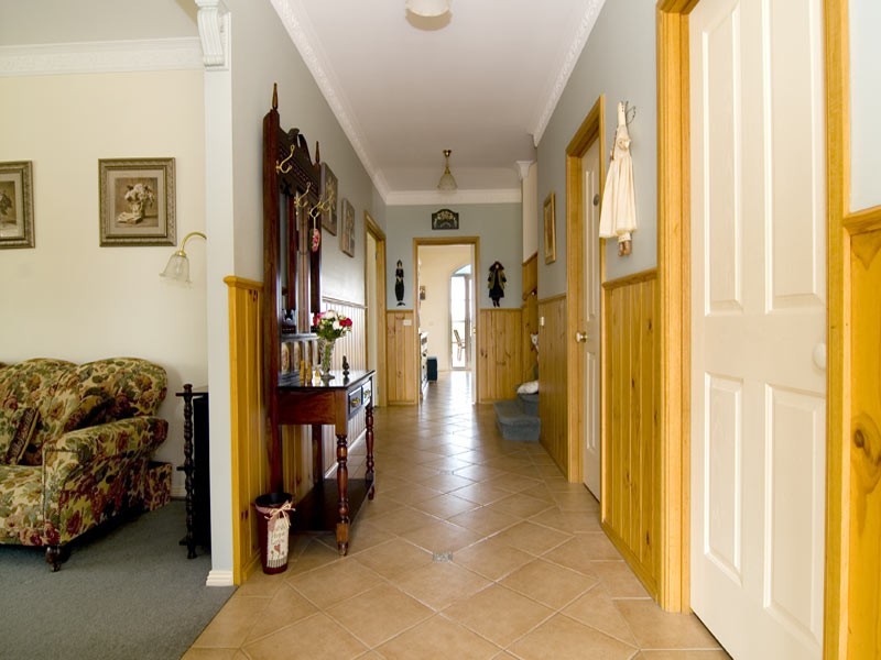 127 Axe Creek Road, Strathfieldsaye VIC 3551