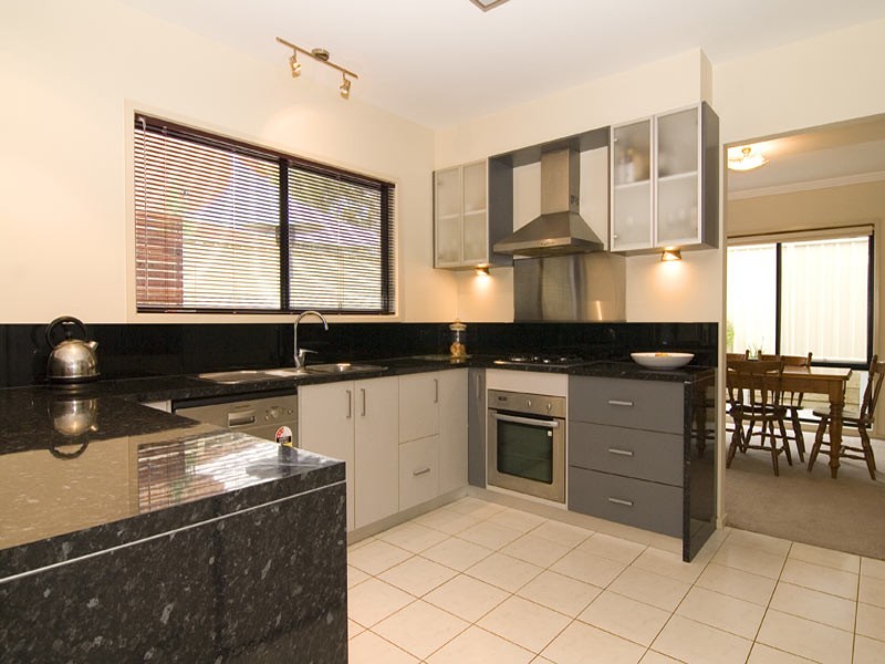 1 Philden Way, Spring Gully VIC 3550