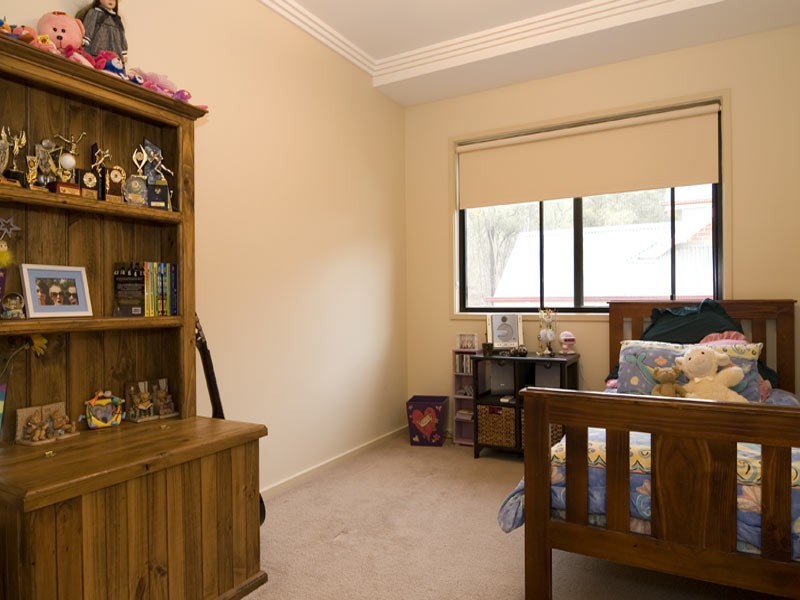 1 Philden Way, Spring Gully VIC 3550