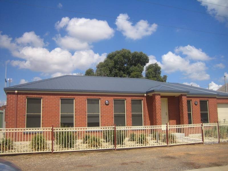 2A Sweeney Court, East Bendigo VIC 3550