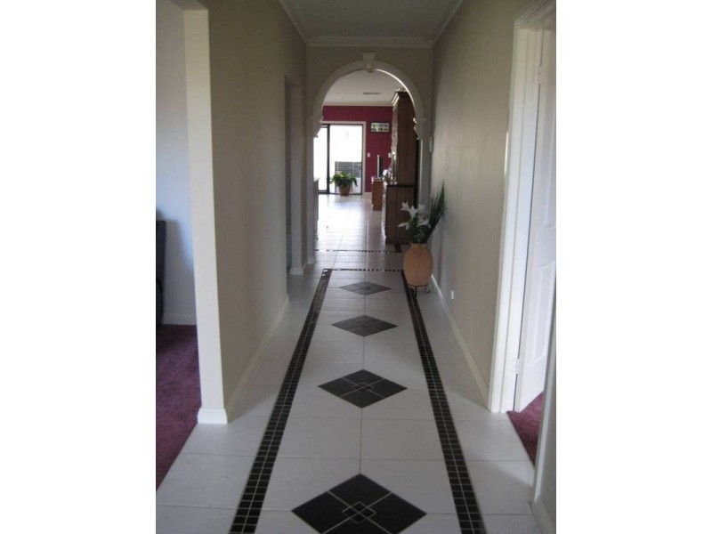 12 Julian Court, Epsom VIC 3551