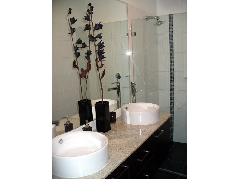 1, 2 & 3/22 Stewart Street, Bendigo VIC 3550