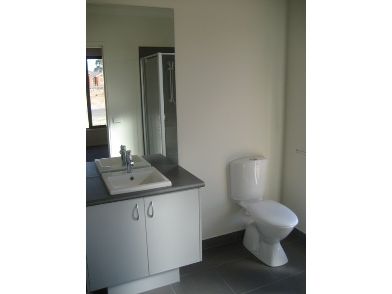 67 Mannagum Drive, Epsom VIC 3551