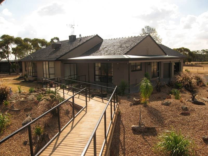 1650 Midland Highway, Huntly North VIC 3551