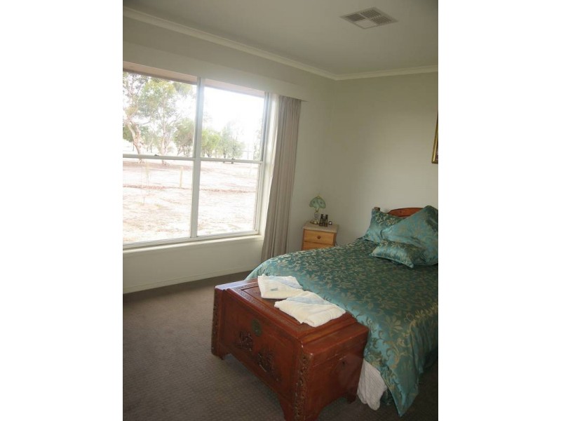 1650 Midland Highway, Huntly North VIC 3551