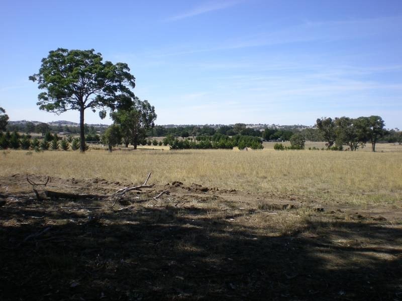 Lot 1,  Railway Place, Elphinstone VIC 3448