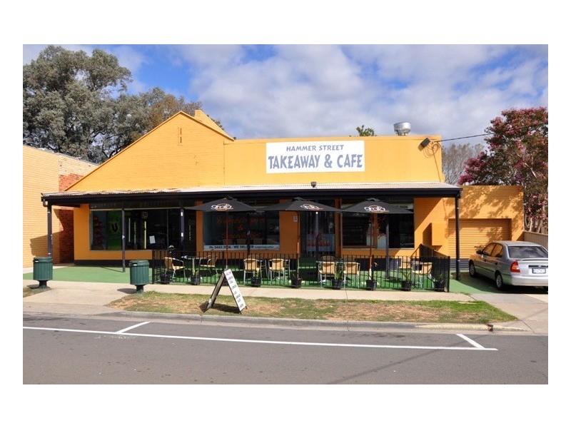 22-24 Hammer Street, Flora Hill VIC 3550