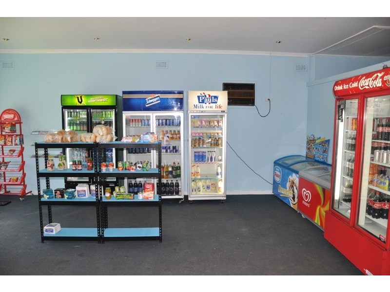 22-24 Hammer Street, Flora Hill VIC 3550