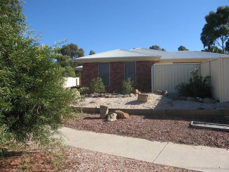 1/102B Chum Street, Golden Square VIC 3555