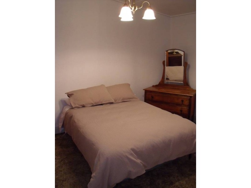 27 Eaglehawk Road, Bendigo VIC 3550
