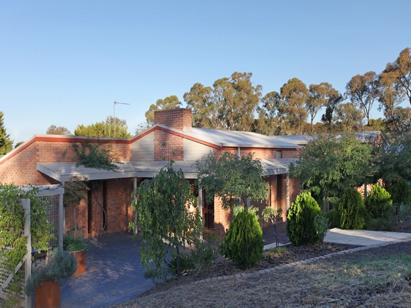 155 Edwards Road, Bendigo VIC 3550