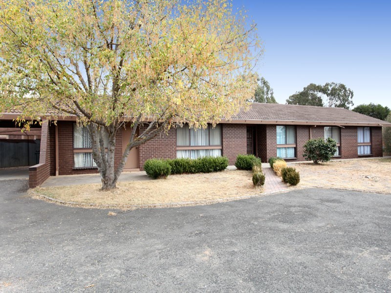 805 Midland Highway, Huntly VIC 3551