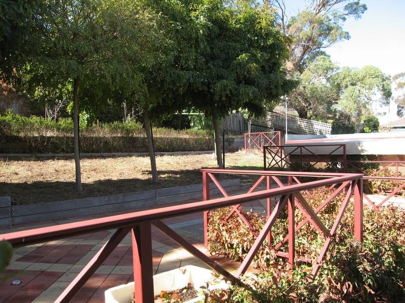 68 Maple Street, Golden Square VIC 3555