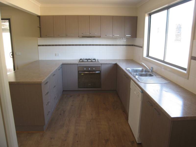 11 Franklin Street, Sailors Gully VIC 3556