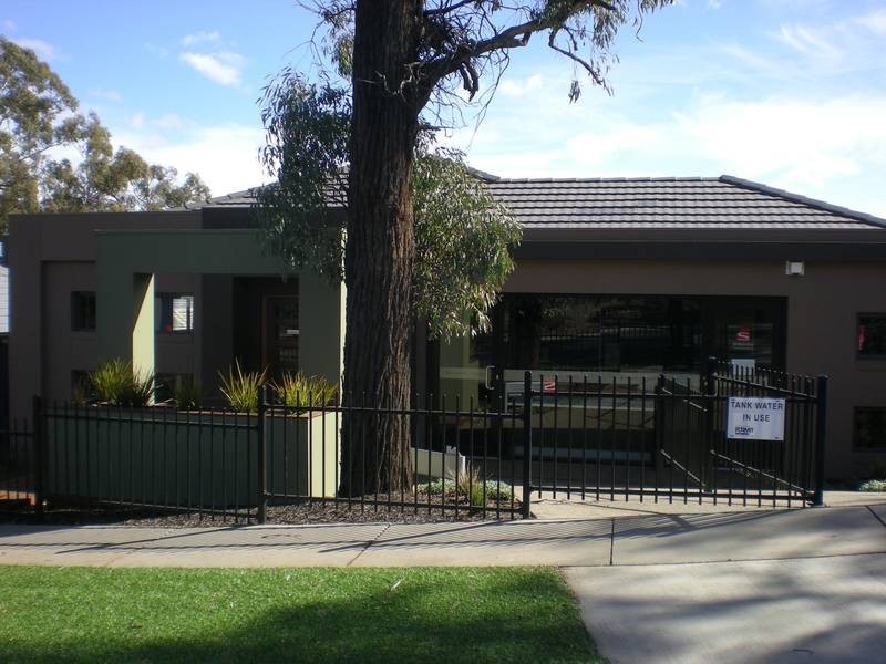 3 Harley Street, Strathdale VIC 3550