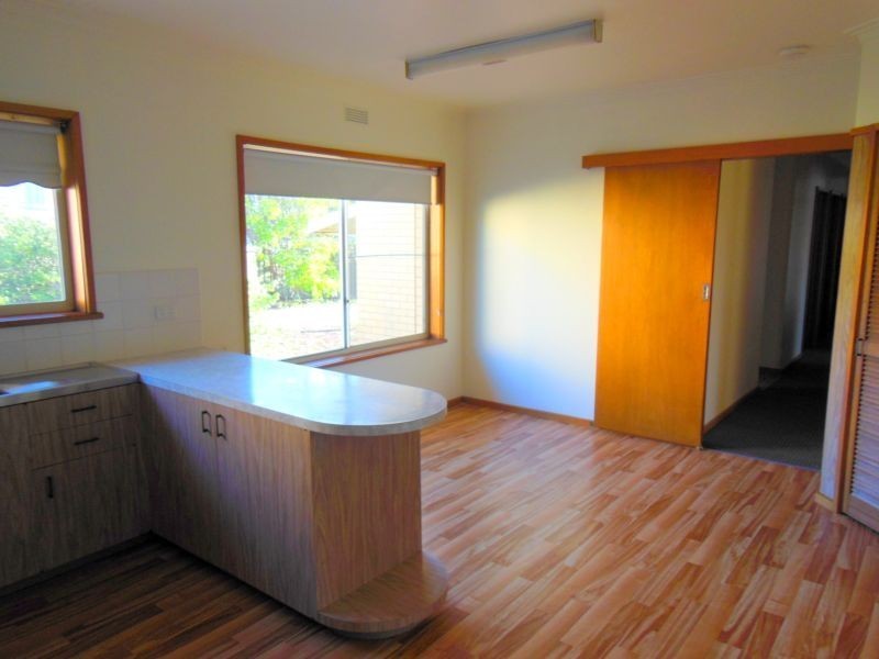 44 Keck Street, Flora Hill VIC 3550