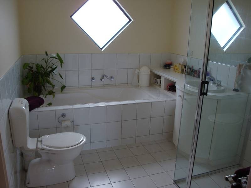 2/6 Magazine Boulevard, Golden Square VIC 3555