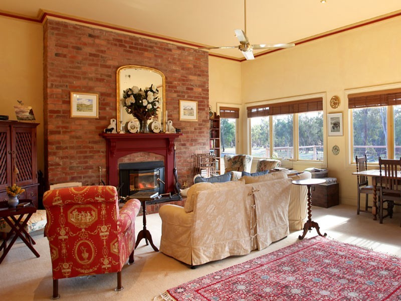 83 Murchison Street, Eddington VIC 3472