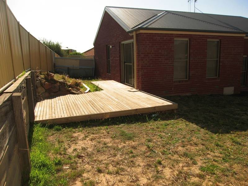 5B Bottlebrush Court, Strathdale VIC 3550