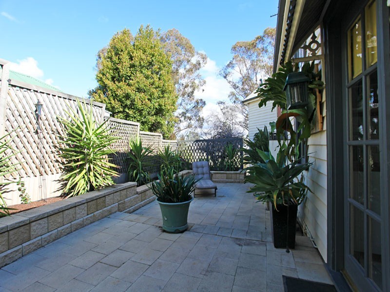 122 Eaglehawk Road, Bendigo VIC 3550
