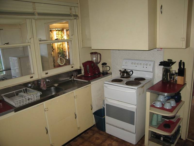 10 Symonds Street, Golden Square VIC 3555