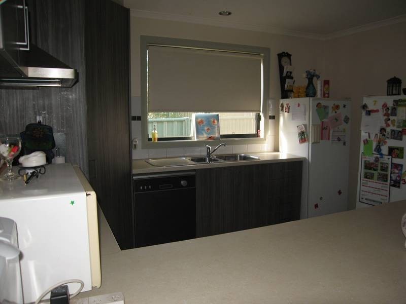 21 Crusoe Road, Kangaroo Flat VIC 3555