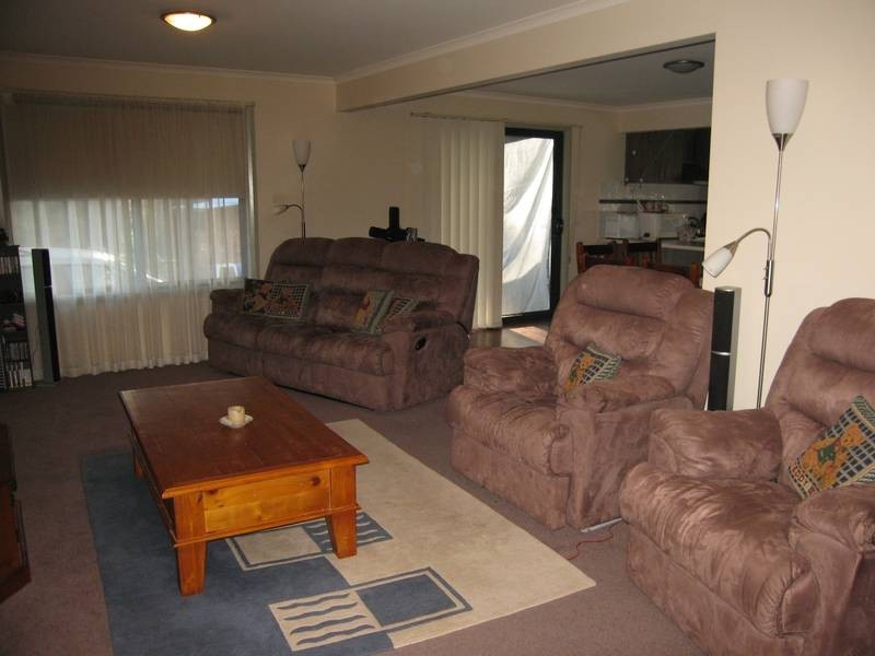 21 Crusoe Road, Kangaroo Flat VIC 3555