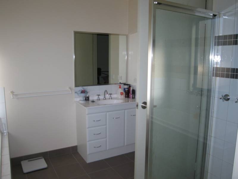 21 Crusoe Road, Kangaroo Flat VIC 3555