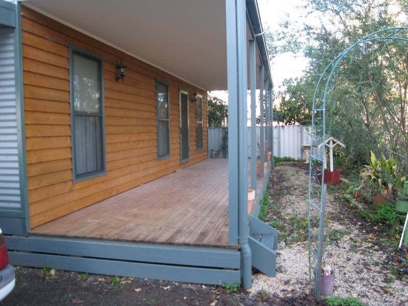 21 Crusoe Road, Kangaroo Flat VIC 3555