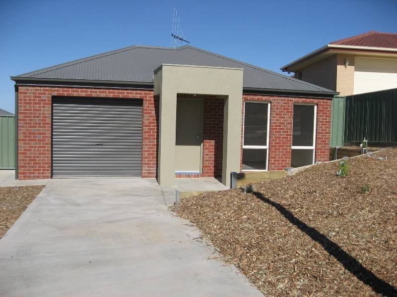 1/1 Martin Court, Golden Square VIC 3555