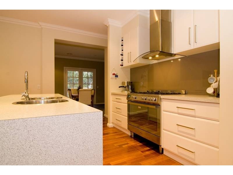 7 Floreate Drive, Junortoun VIC 3551