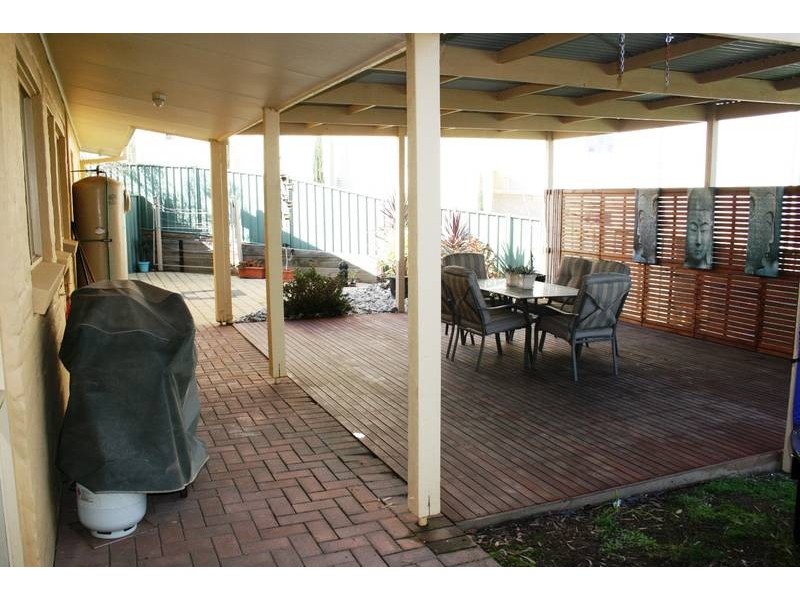 9 Oxford Terrace, Strathdale VIC 3550