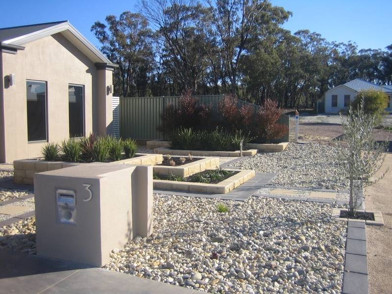 3 Stirling Avenue, Junortoun VIC 3551