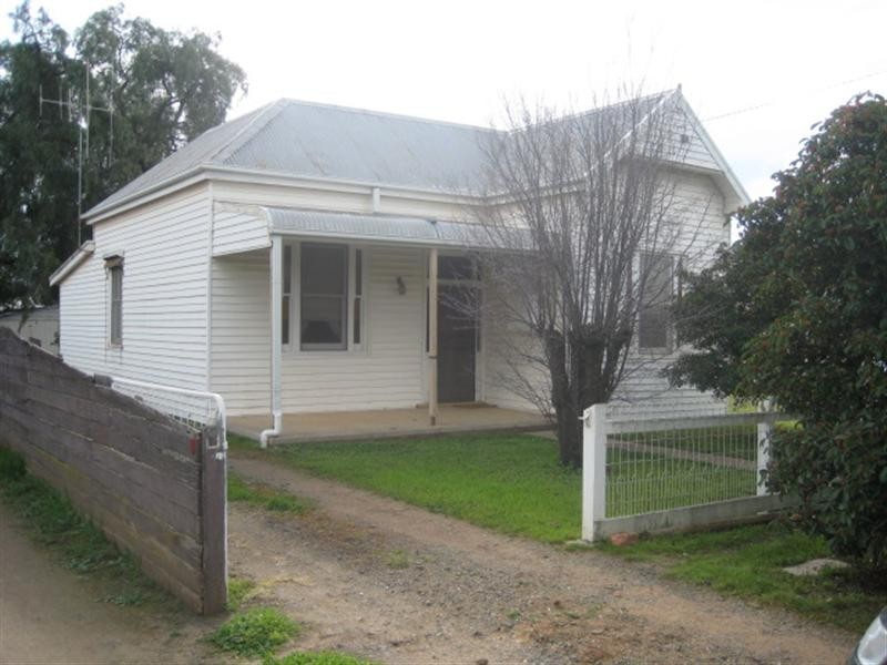 69 Jeffery Street, Elmore VIC 3558