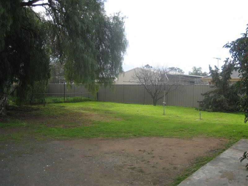 69 Jeffery Street, Elmore VIC 3558