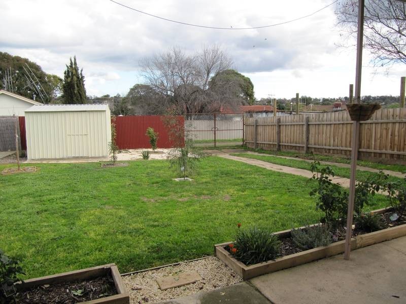 145 Eaglehawk Road, Long Gully VIC 3550