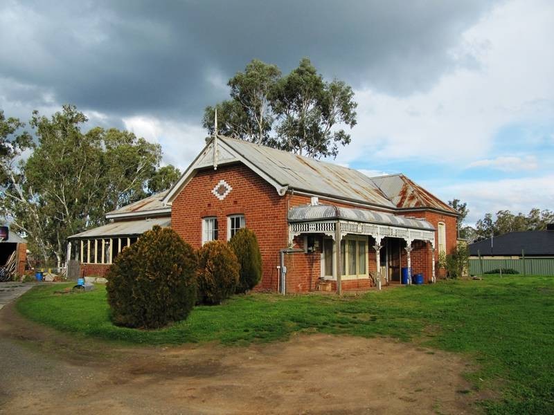 15 Clydebank Crescent, Strathfieldsaye VIC 3551