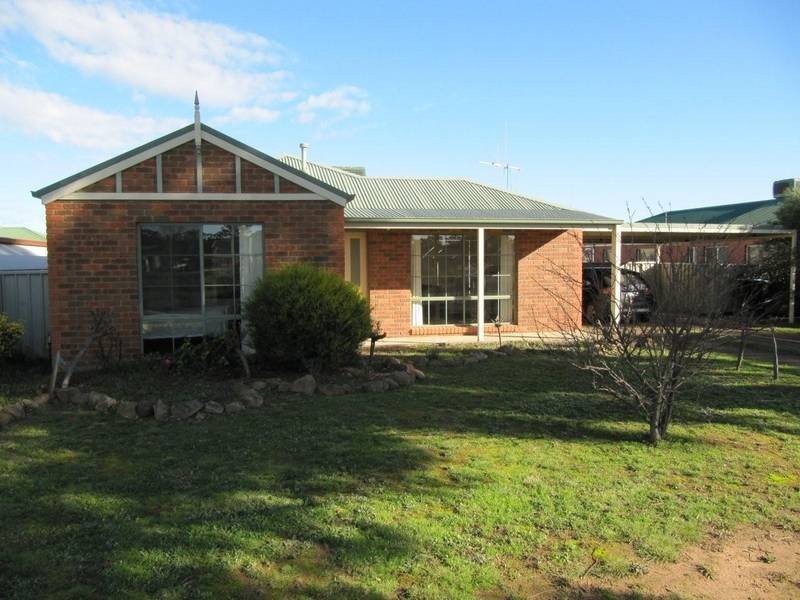 133 Station Street, Epsom VIC 3551