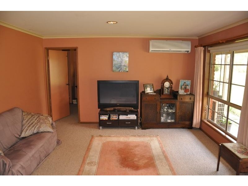 49 McDowells Road, Bendigo VIC 3550