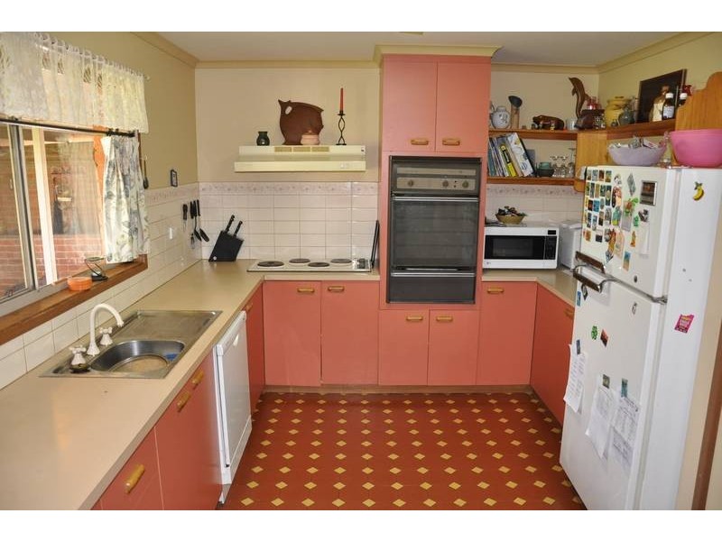 49 McDowells Road, Bendigo VIC 3550