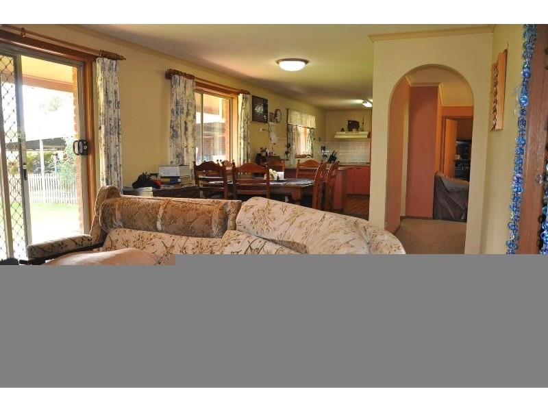 49 McDowells Road, Bendigo VIC 3550
