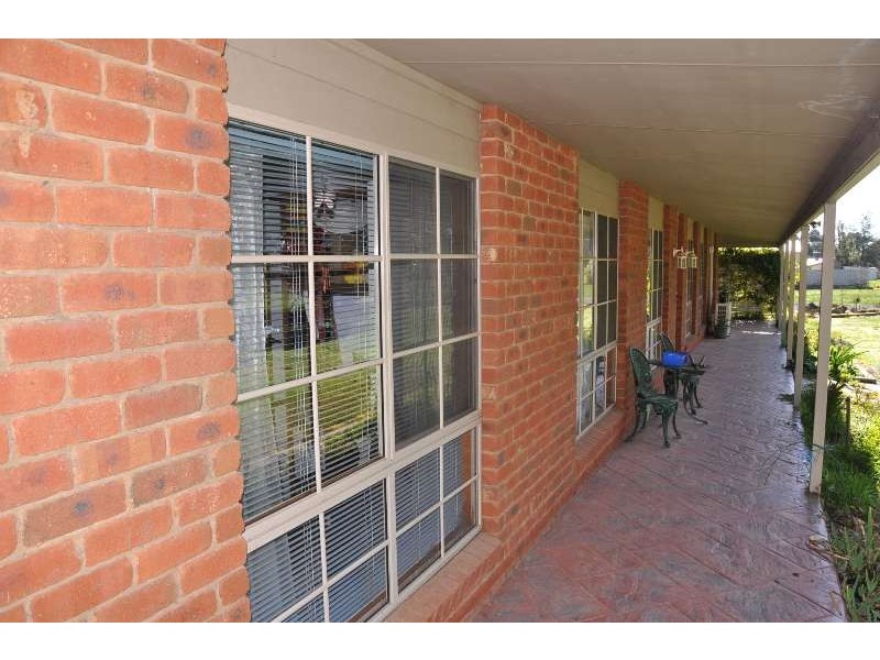 49 McDowells Road, East Bendigo VIC 3550