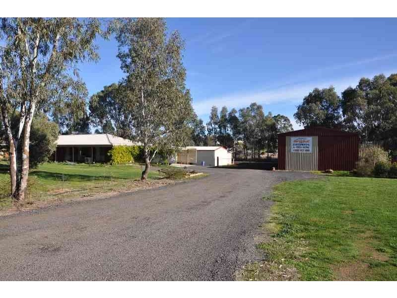 49 McDowells Road, East Bendigo VIC 3550